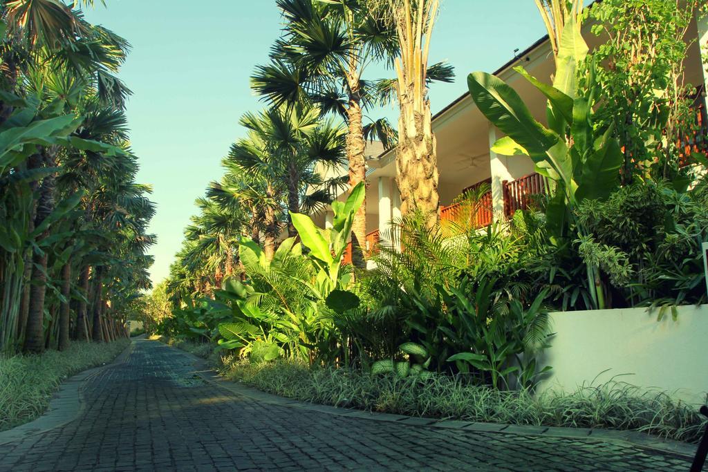 Semara Resort & Spa Seminyak Exterior photo